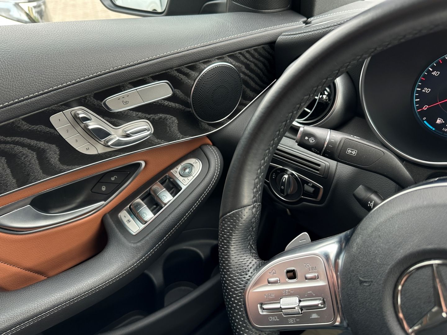 Mercedes-Benz GLC 300 COUPE 4M AMG - Samsaru's Car Outlet
