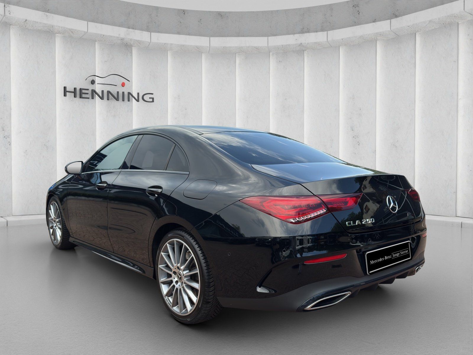 Mercedes-Benz CLA 250 AMG Coupé - Samsaru's Car Outlet