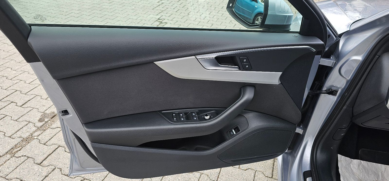 Audi A4*Lim.*40TDI*Quattro*Virtual*LED*Kamera*Carplay
