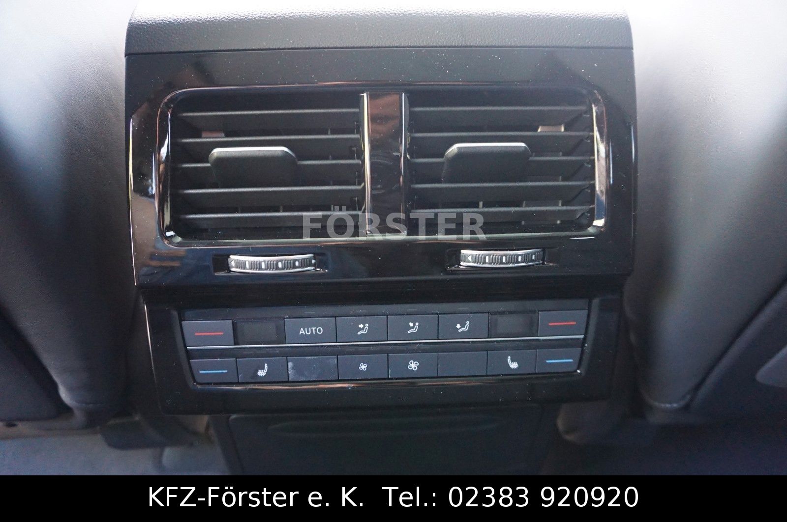 Volkswagen Touareg 3.0 TDI 210 kW 4Motion R-Line Garantie
