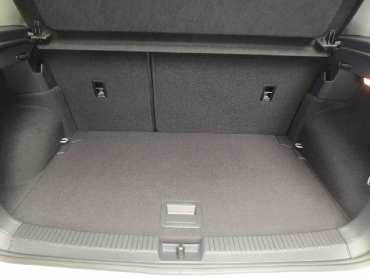 Volkswagen T-Cross Style 1.0 TSI - Samsaru's Car Outlet