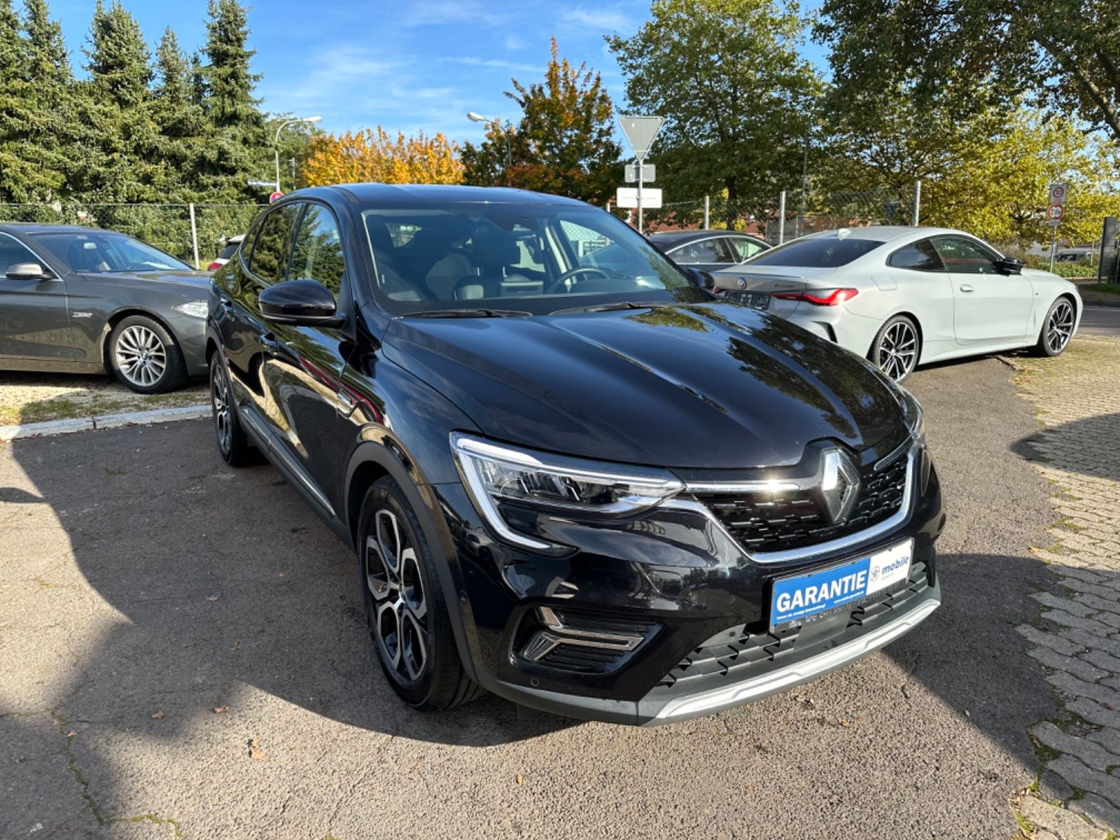 Renault Arkana E-Tech Intens - Samsaru's Car Outlet