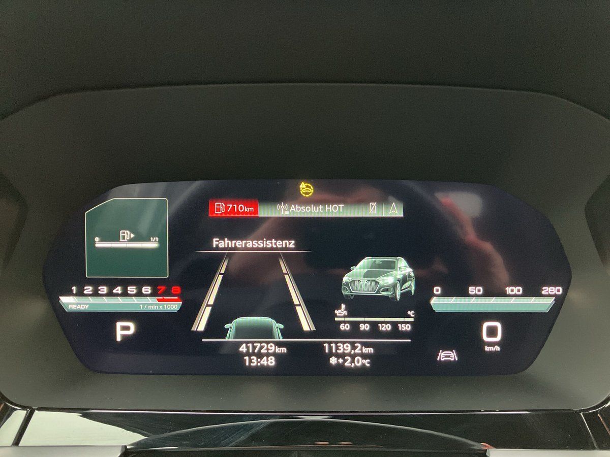 Audi A3 SPORTBACK 35 TFSI S-LINE +LED+SHZ+NAVI+TEMPO+