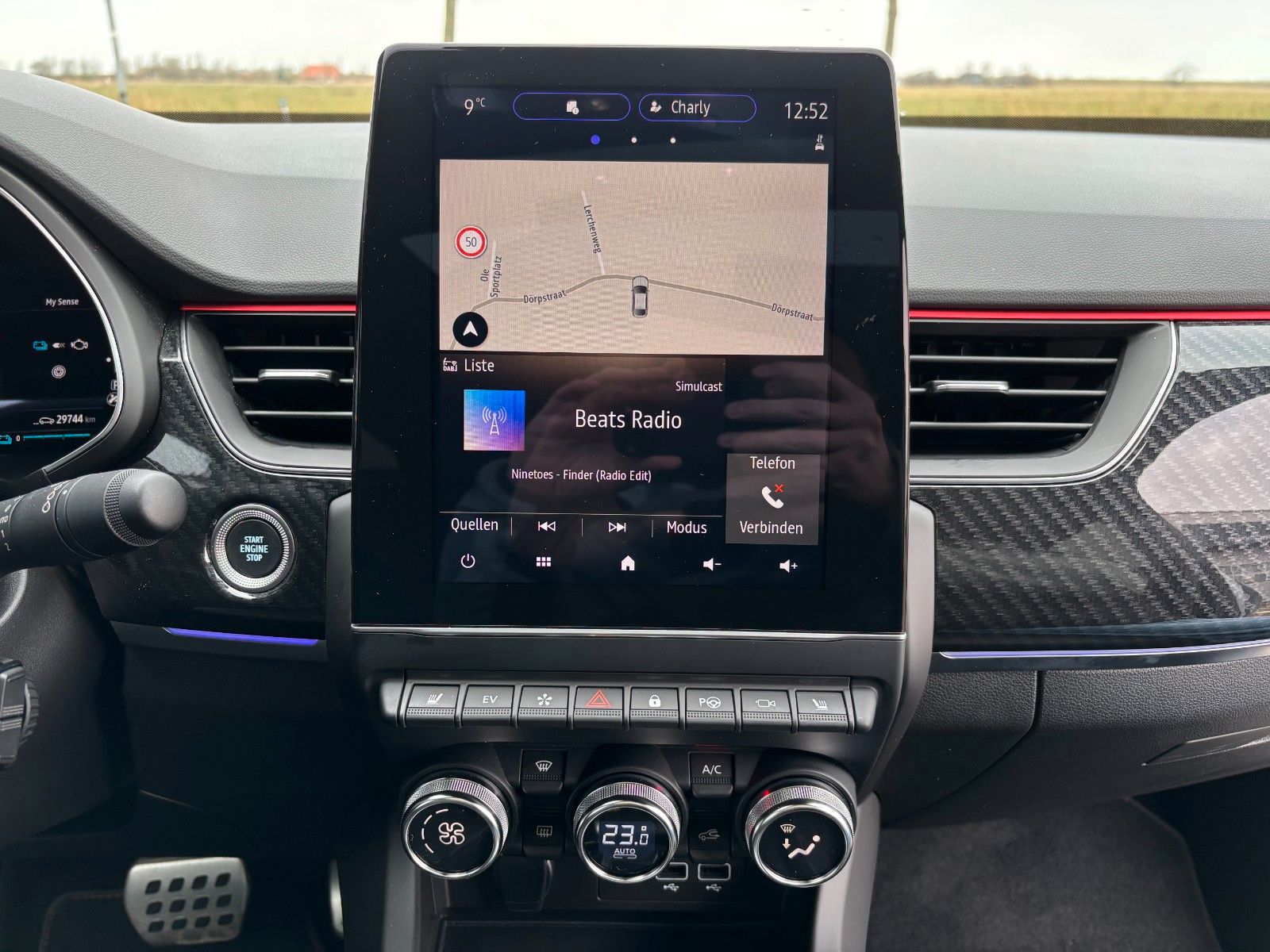 Renault Arkana R.S. Line E-TECH 145 - Samsaru's Car Outlet