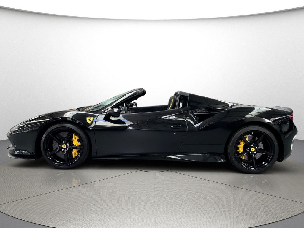 Ferrari F8 Spider - Samsaru's Car Outlet