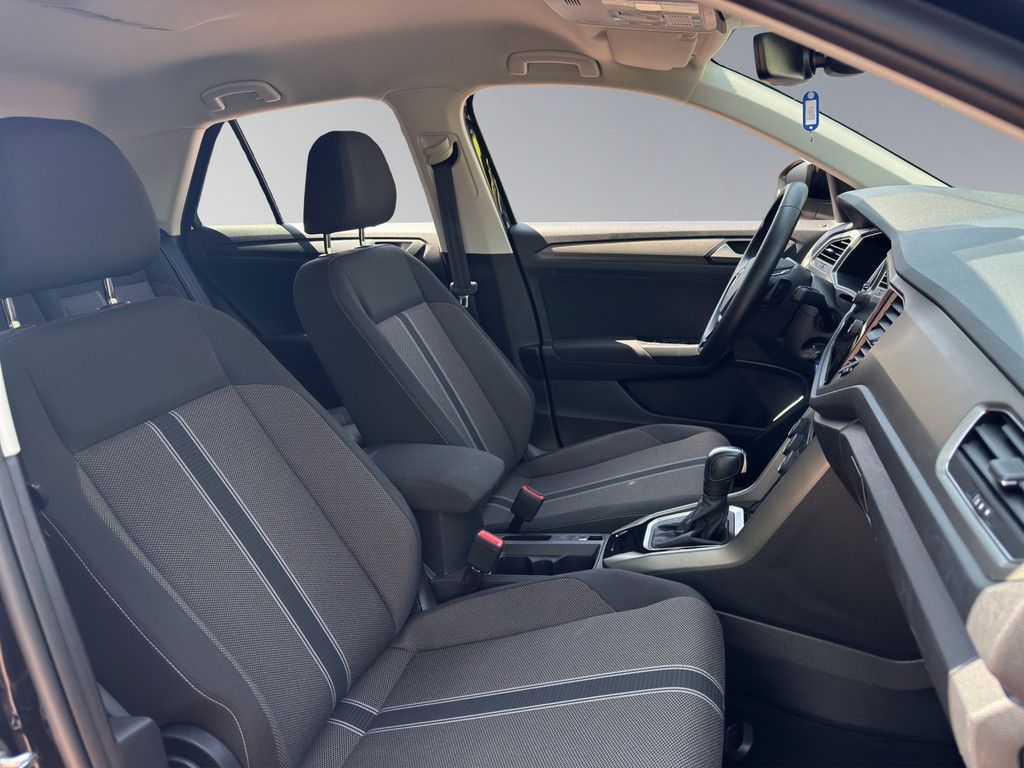 Volkswagen T-Roc 1.5 TSI Style DSG - Samsaru's Car Outlet