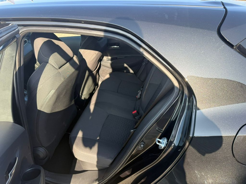 Toyota Corolla 1.8 Hybrid Business Edition