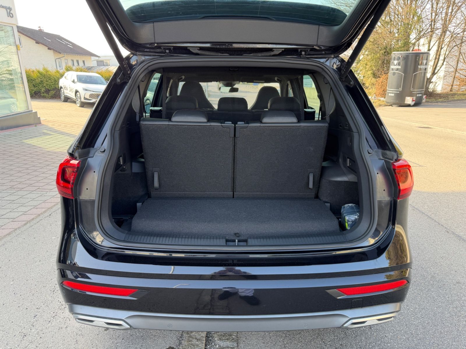 Seat Tarraco FR 4Drive NAVI/LED/AHK/1.Hd/7Si.