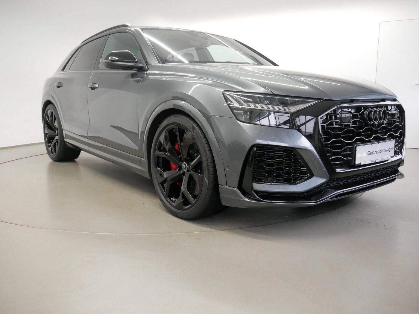 Audi RSQ8 tiptr. KERAMIK MATRIX AHK HEAD-UP Stdhzg.