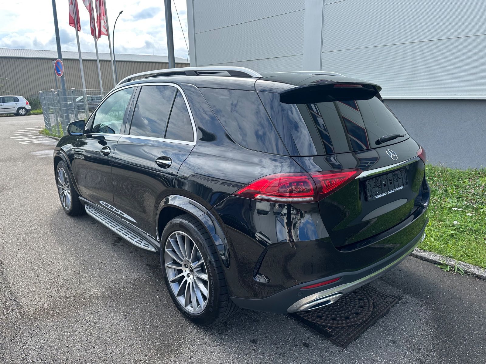 Mercedes-Benz GLE 400 d 4M*AMG*PAN*KEY*DISTR*BUR*AIRM*STHZ*21"