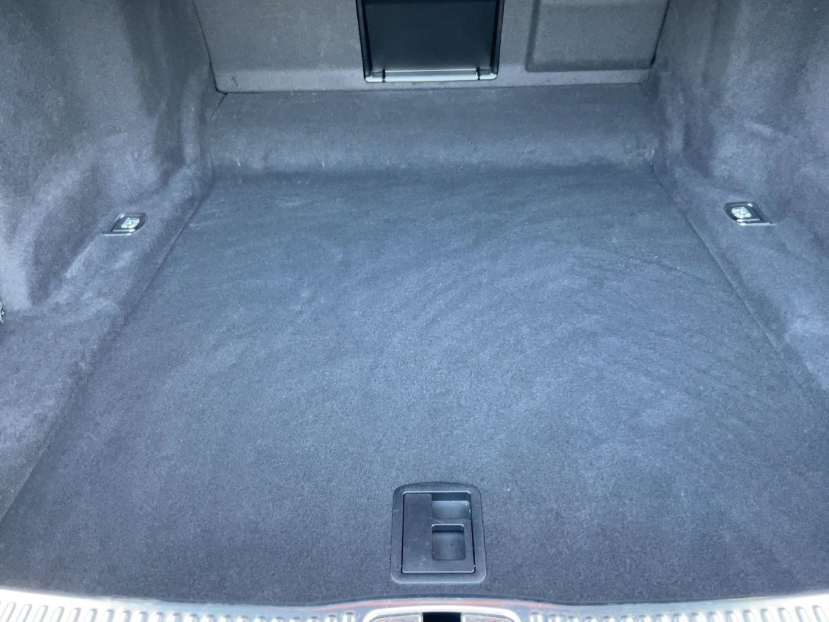 Audi A8 55 TFSI QU - Samsaru's Car Outlet