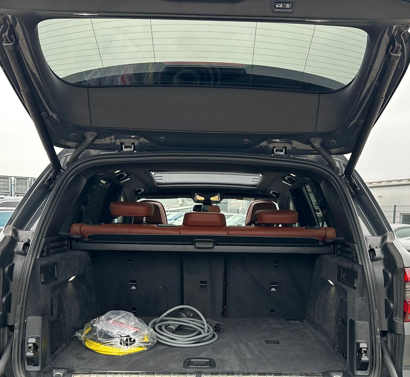 BMW X5 M-Sport xDrive45e Integral Vollausstattung!
