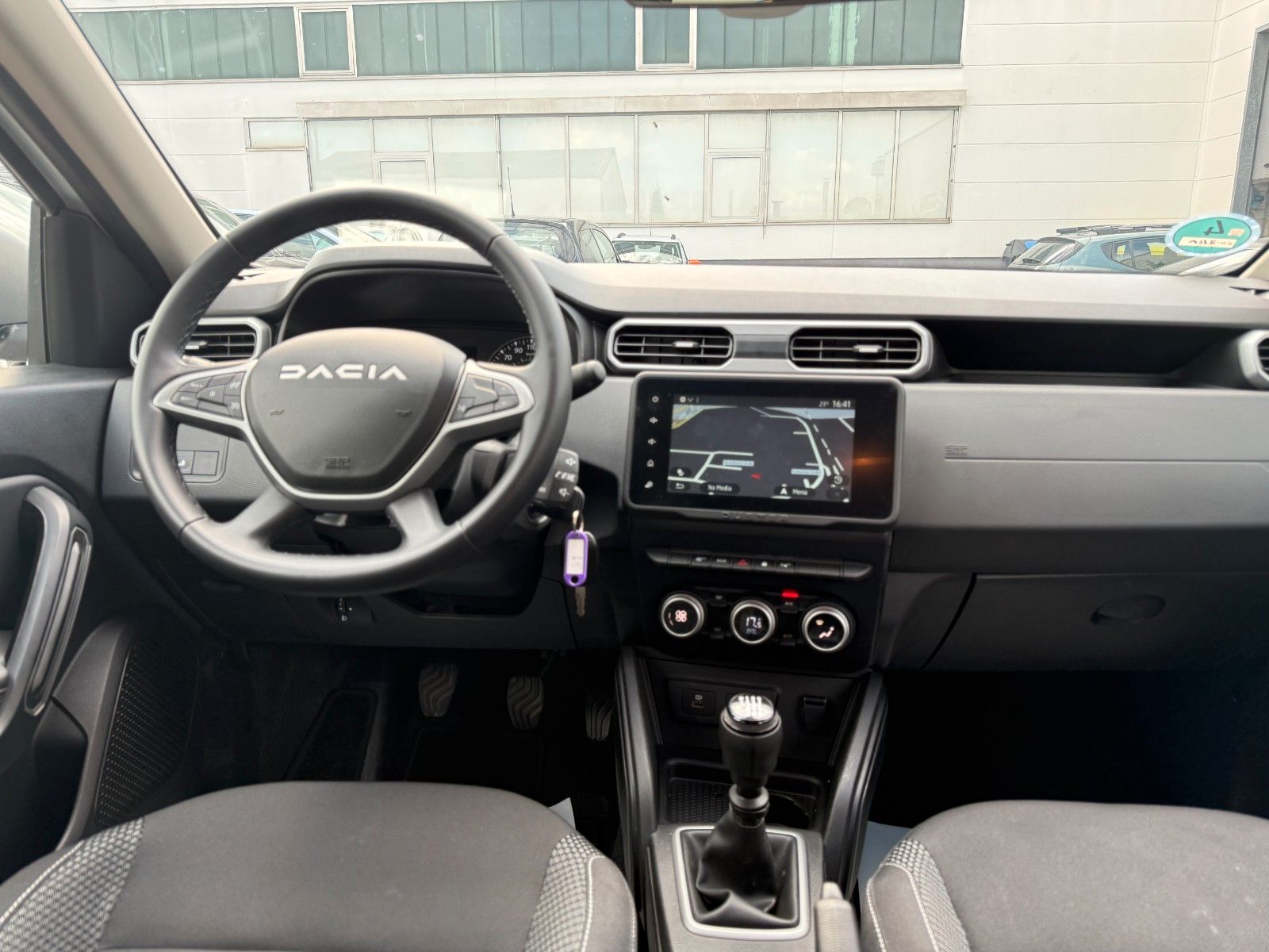 Dacia Duster II - Samsaru's Car Outlet