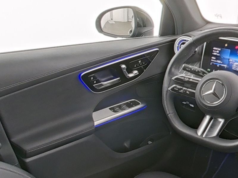 Mercedes-Benz GLC 450 d 4M AMG Pano/AHK/MBUX/20"/Kamera/Ambien