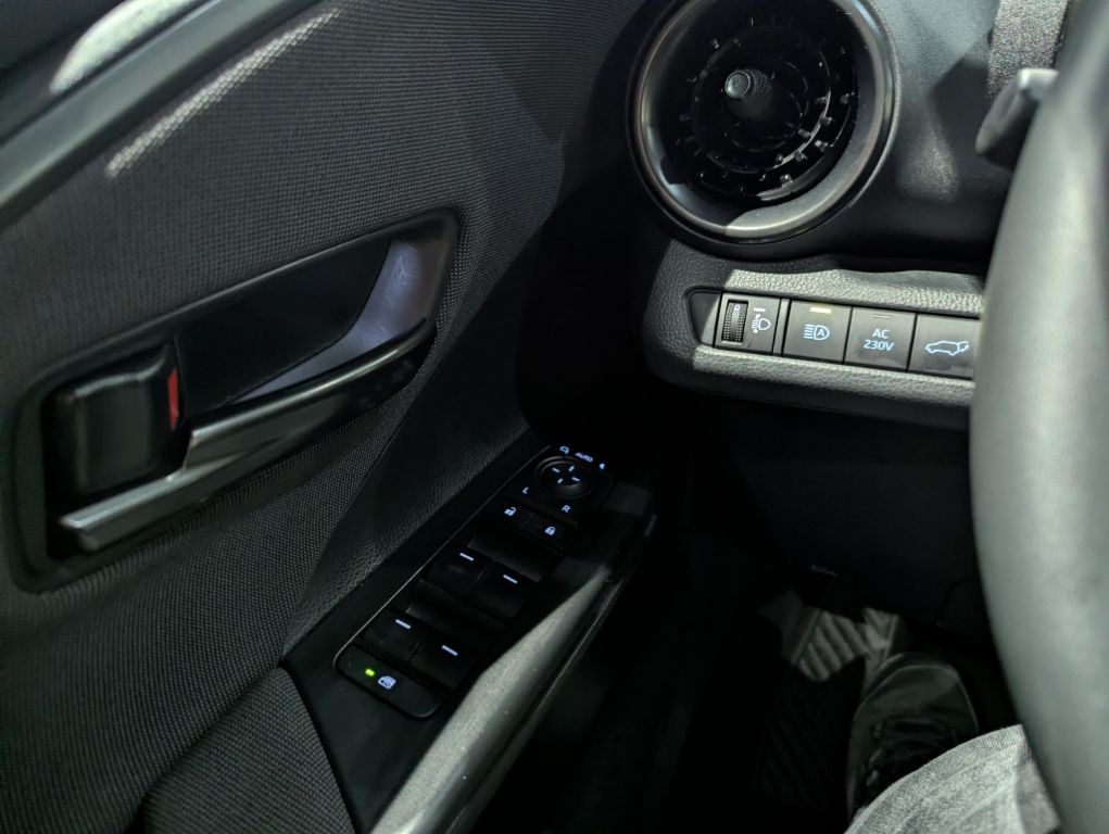 Toyota C-HR 2.0 Plug-in-Hybrid Team Deutschland