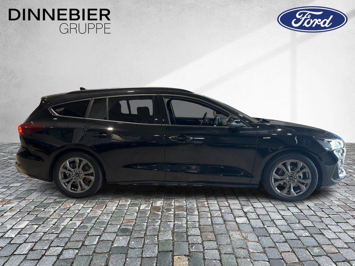 Ford FOCUS ST-Line X LED+AHK+Kamera+Winterpaket
