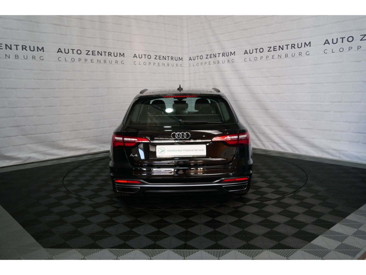 Audi A4 Av 30 TDI advanced - Samsaru's Car Outlet