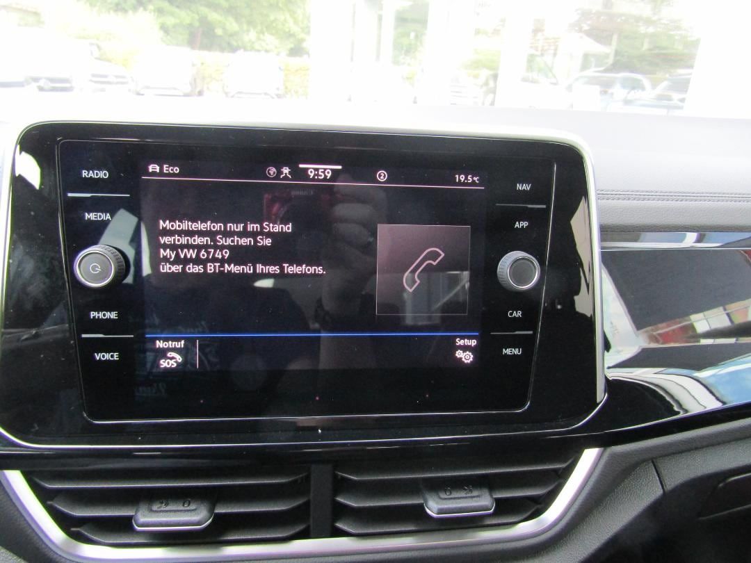 Volkswagen T-ROC R-Line 1.5 TSI DSG - Samsaru's Car Outlet
