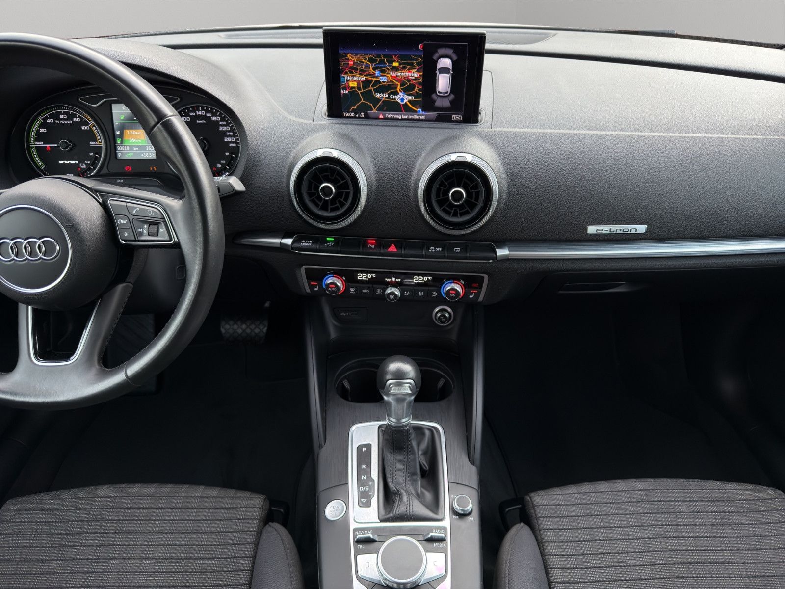 Audi A3 Sportback 40 e-tron - Samsaru's Car Outlet