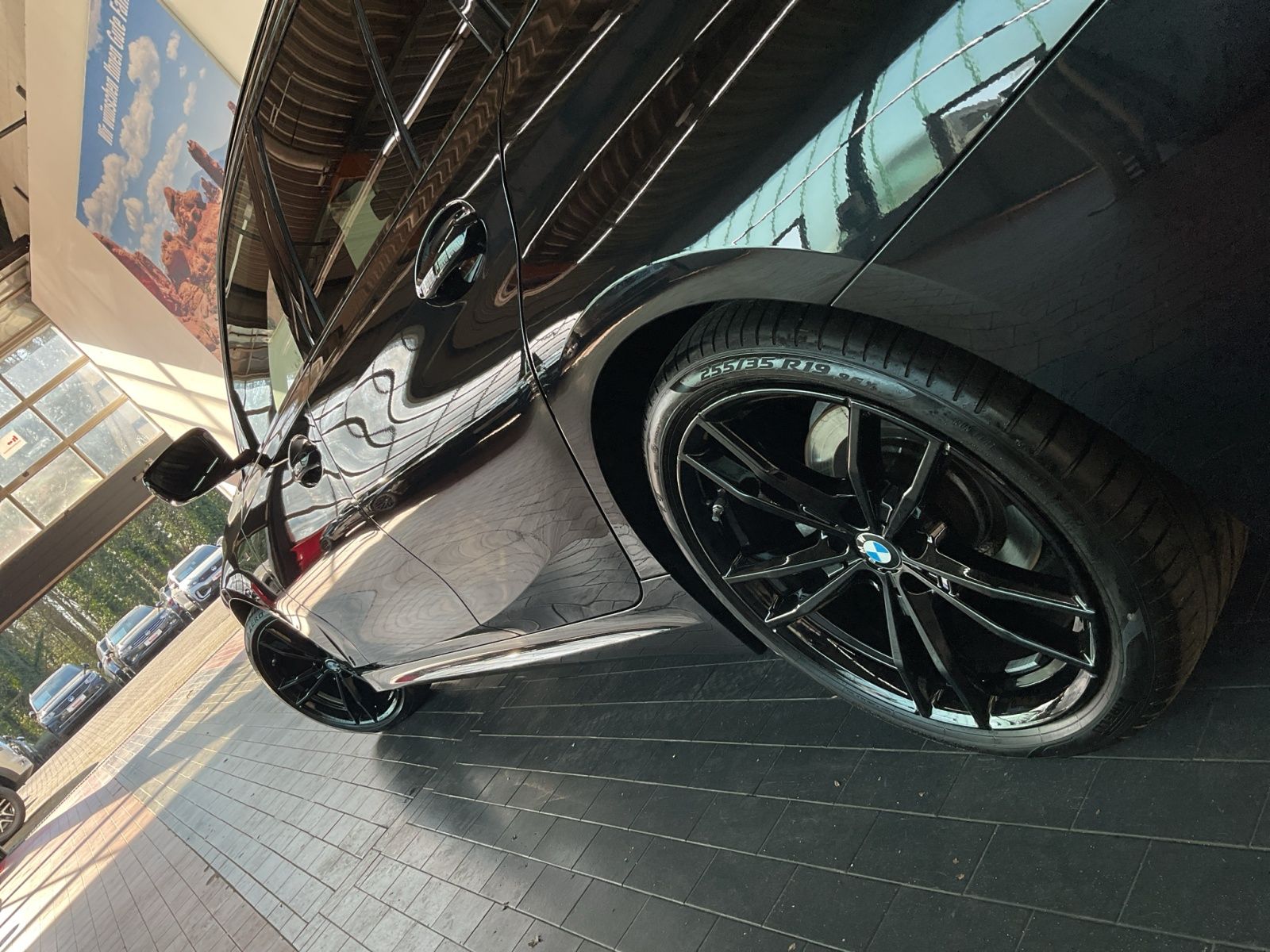 BMW 320d Touring xDrive M-Sport - Samsaru's Car Outlet