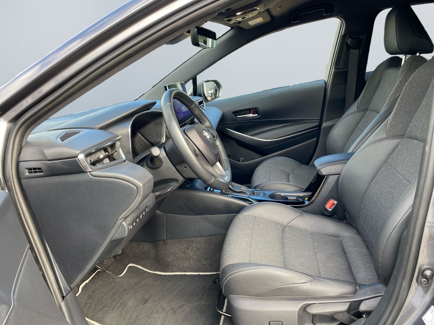 Toyota Corolla 1.8 Hybrid TS Team D *Bi-LED*ACC*CAM*SHZ