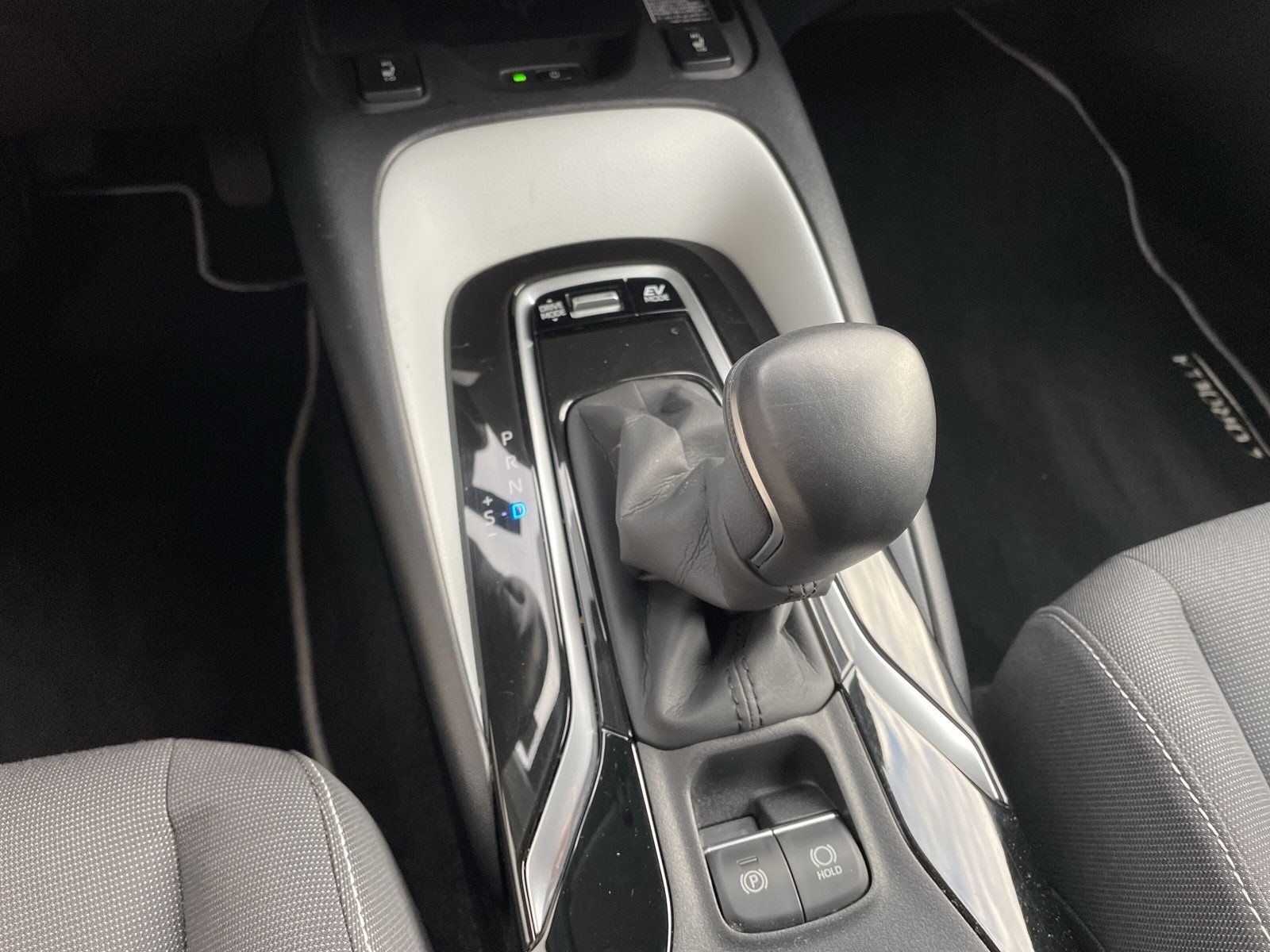 Toyota Corolla 2.0 Hybrid Club - Samsaru's Car Outlet
