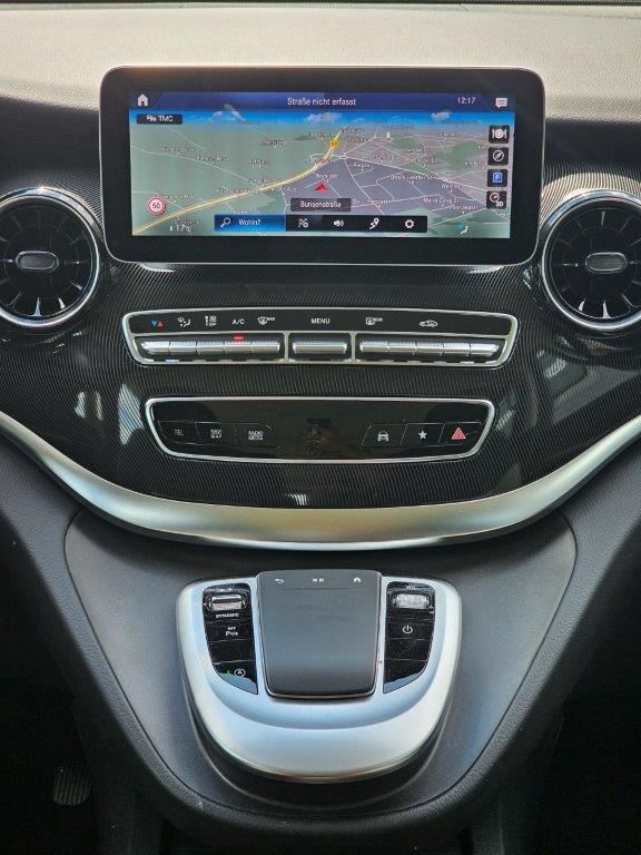 Mercedes-Benz V 220 d lang 9G-TRONIC - Samsaru's Car Outlet