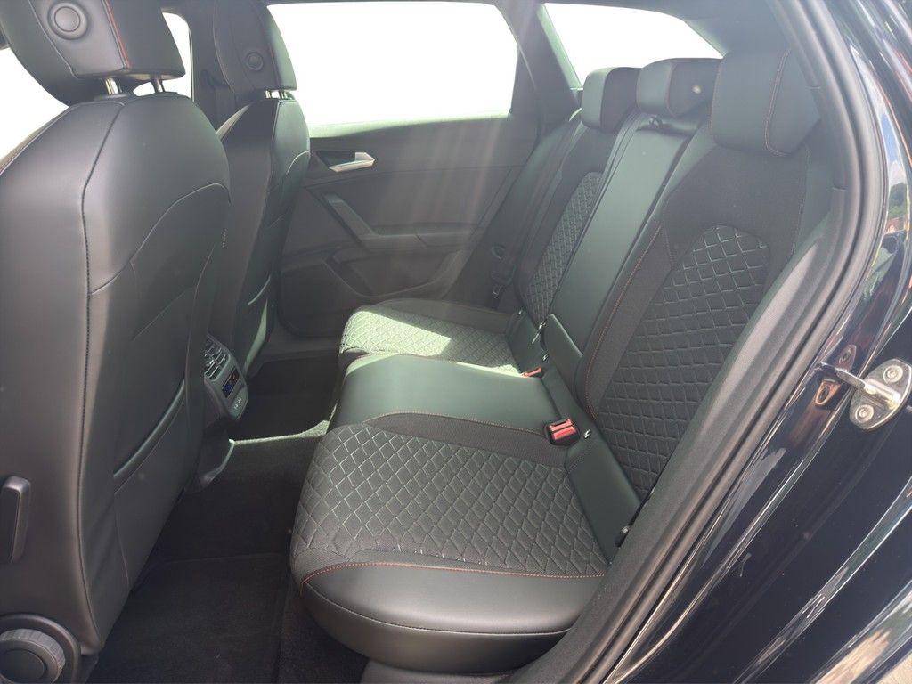 Seat Leon Sportstourer 2.0 TDI DSG 4Drive FR AHK*STHZ
