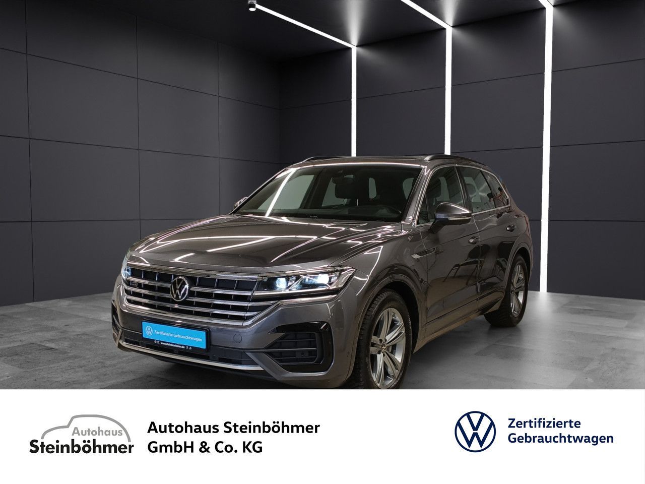 Volkswagen Touareg R-Line AHK Pano Standhzg HUD Luftf. Navi