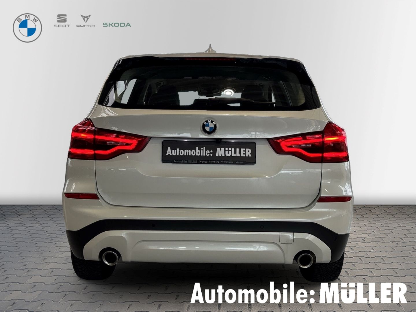 BMW X3 20i xDrive Park-Assistent Navi Digitales Cock