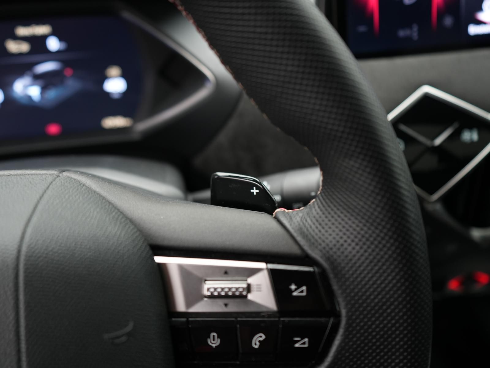 DS Automobiles DS3 Performance Line LED,NAVI,HUD,APP,ACC,TOTW
