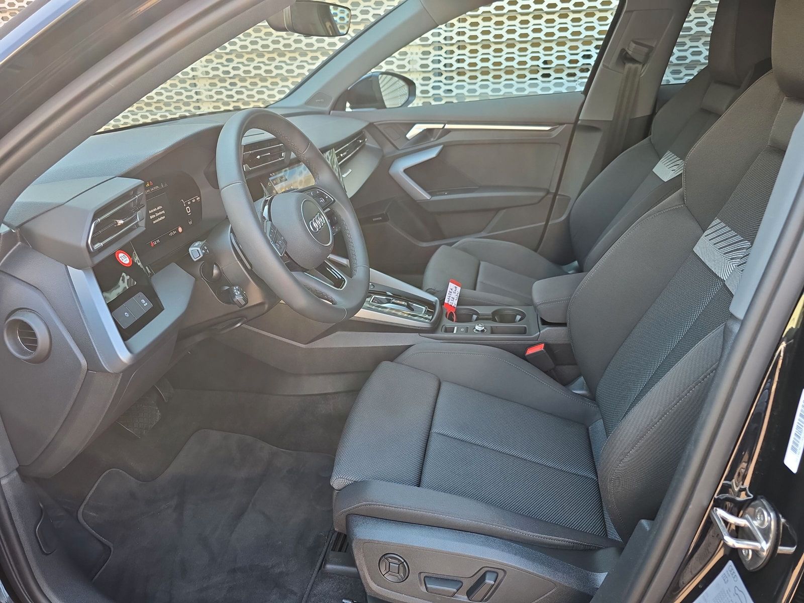 Audi A3 Sportback 35 TFSI S line - Samsaru's Car Outlet