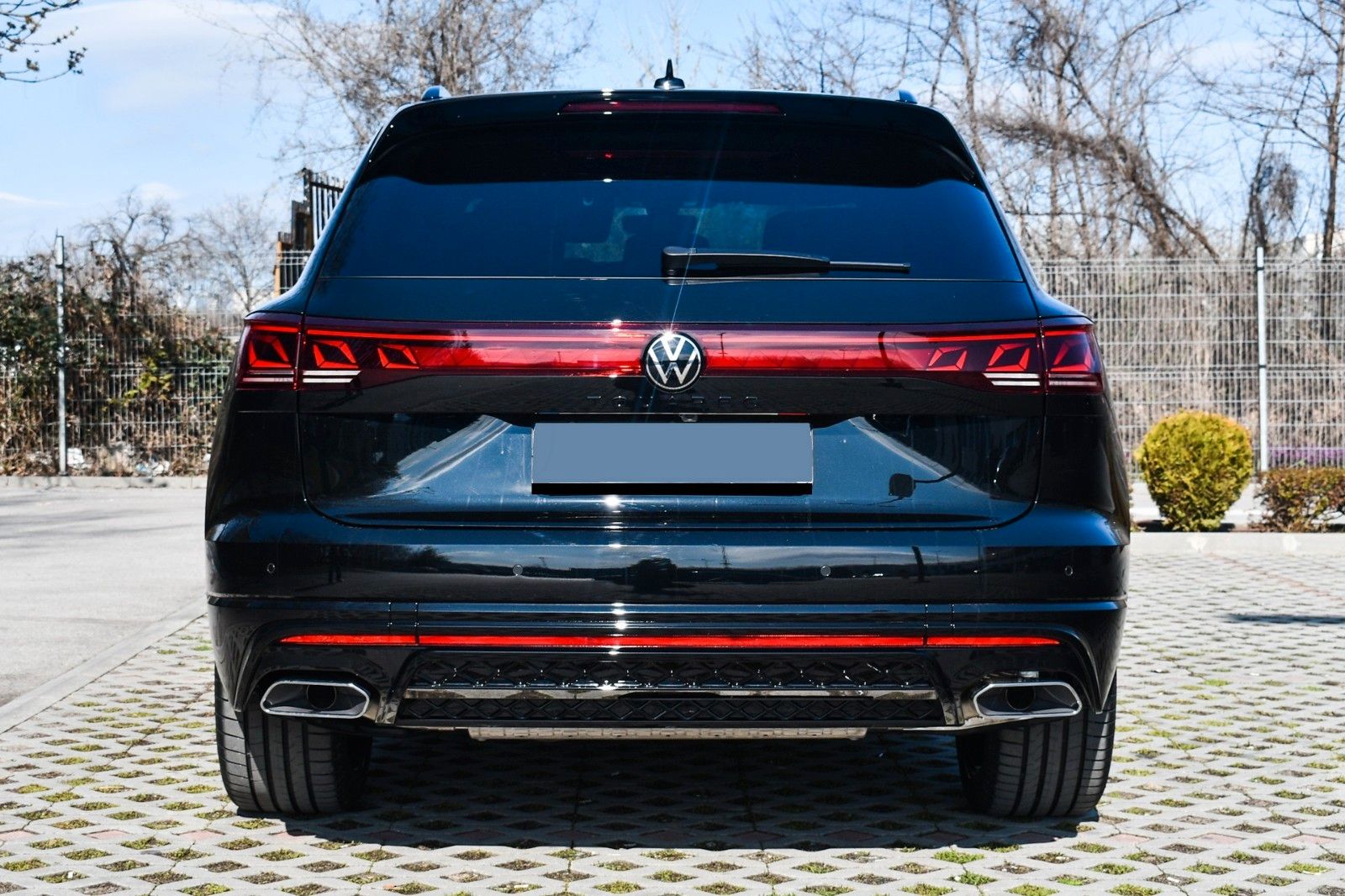 Volkswagen Touareg 3.0 TDI 4M R-LINE FINAL*AHK*DYN*PANO*HUD