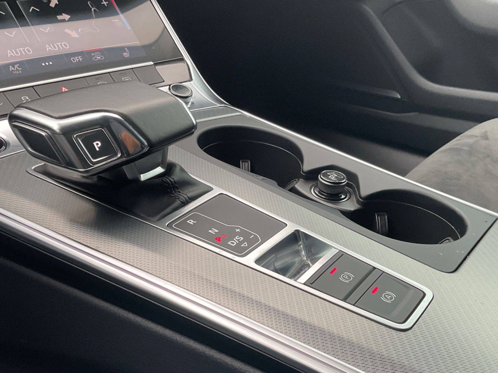 Audi A6 Av.50 TDI quattro sport - Samsaru's Car Outlet