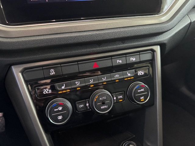 Volkswagen T-ROC Style R-line - Samsaru's Car Outlet