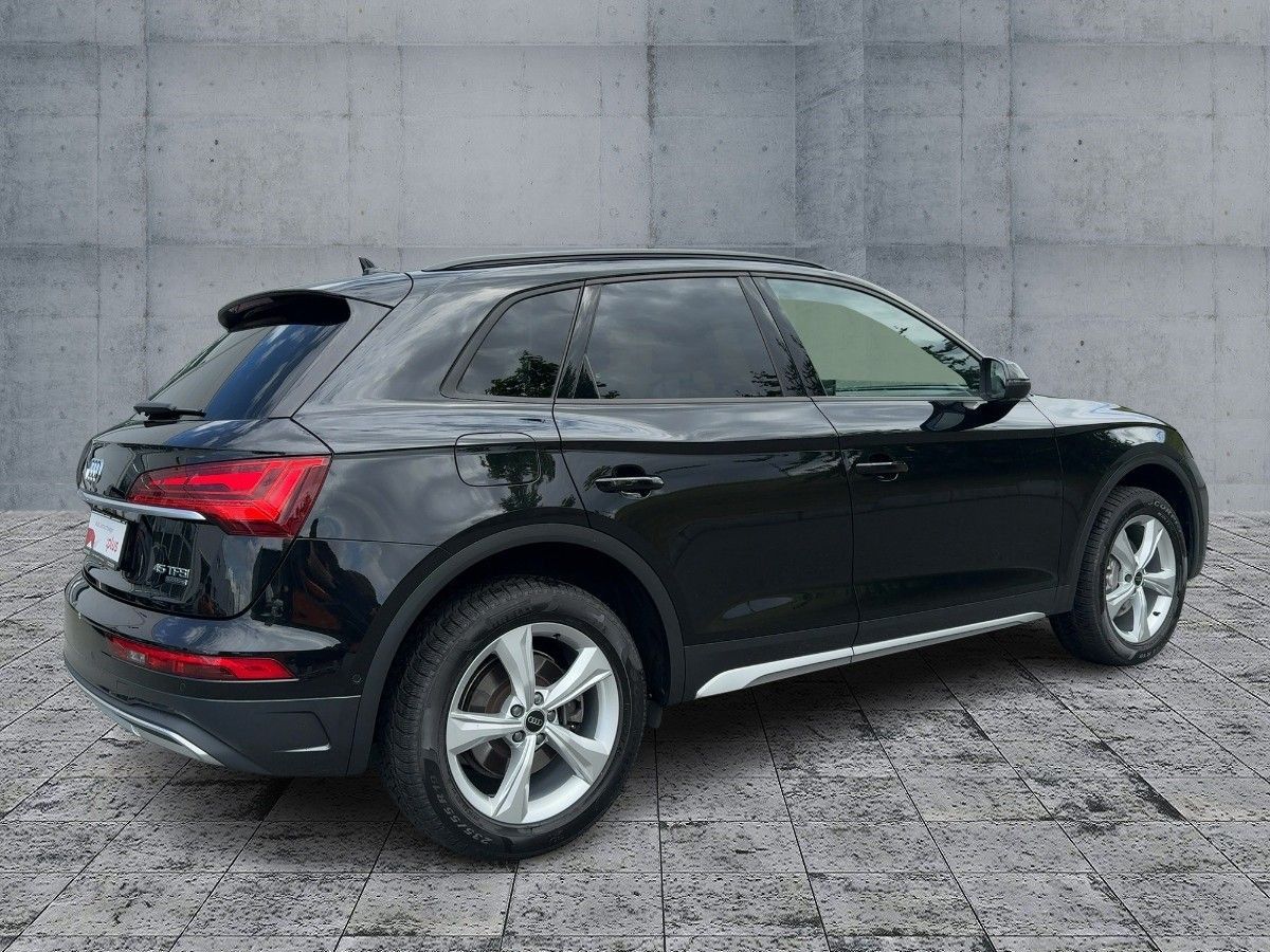 Audi Q5 45 TFSI QU S-TR - Samsaru's Car Outlet