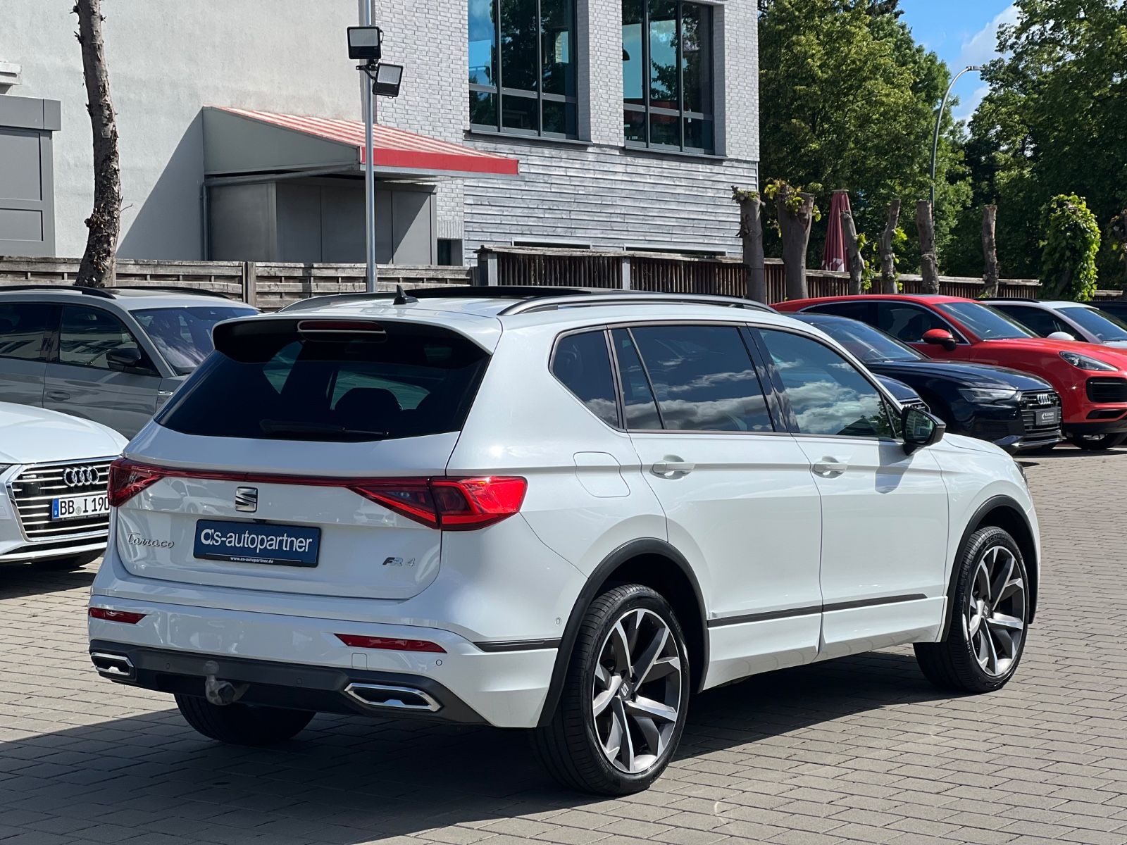 Seat Tarraco 2.0 TDI FR LINE*PANO-7SITZER-AHK-LEDER*