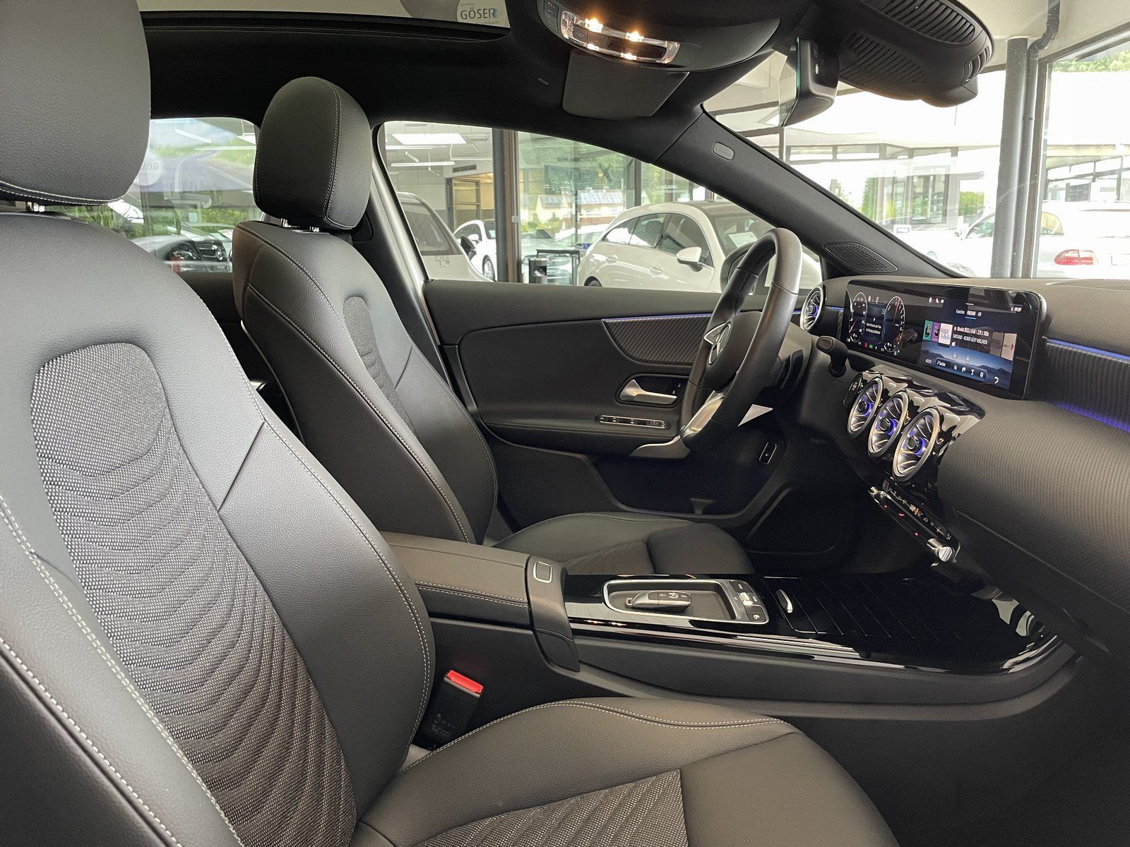 Mercedes-Benz A 250 e ProgAdvPlus - Samsaru's Car Outlet