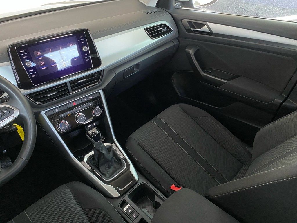 Volkswagen T-Roc 1.0 TSI Life - Samsaru's Car Outlet