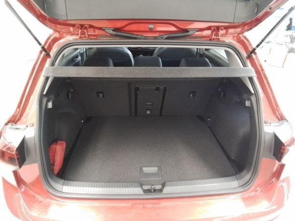Volkswagen Golf VIII STYLE 1.5TSI 150PS DSG NP.48T NAVI.ACC