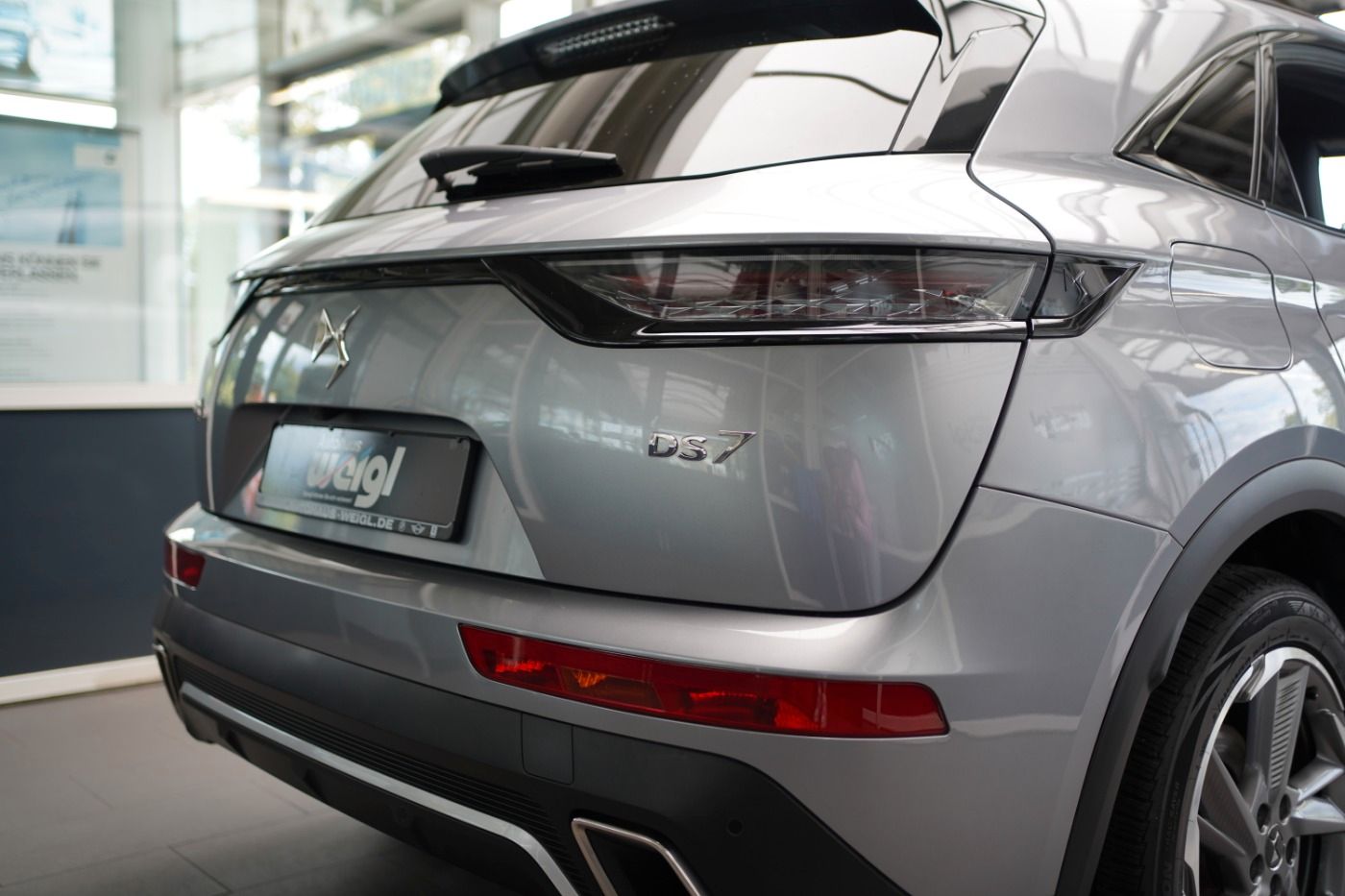 DS Automobiles DS7 Crossback E-Tense 4x4 300 Ligne Noire
