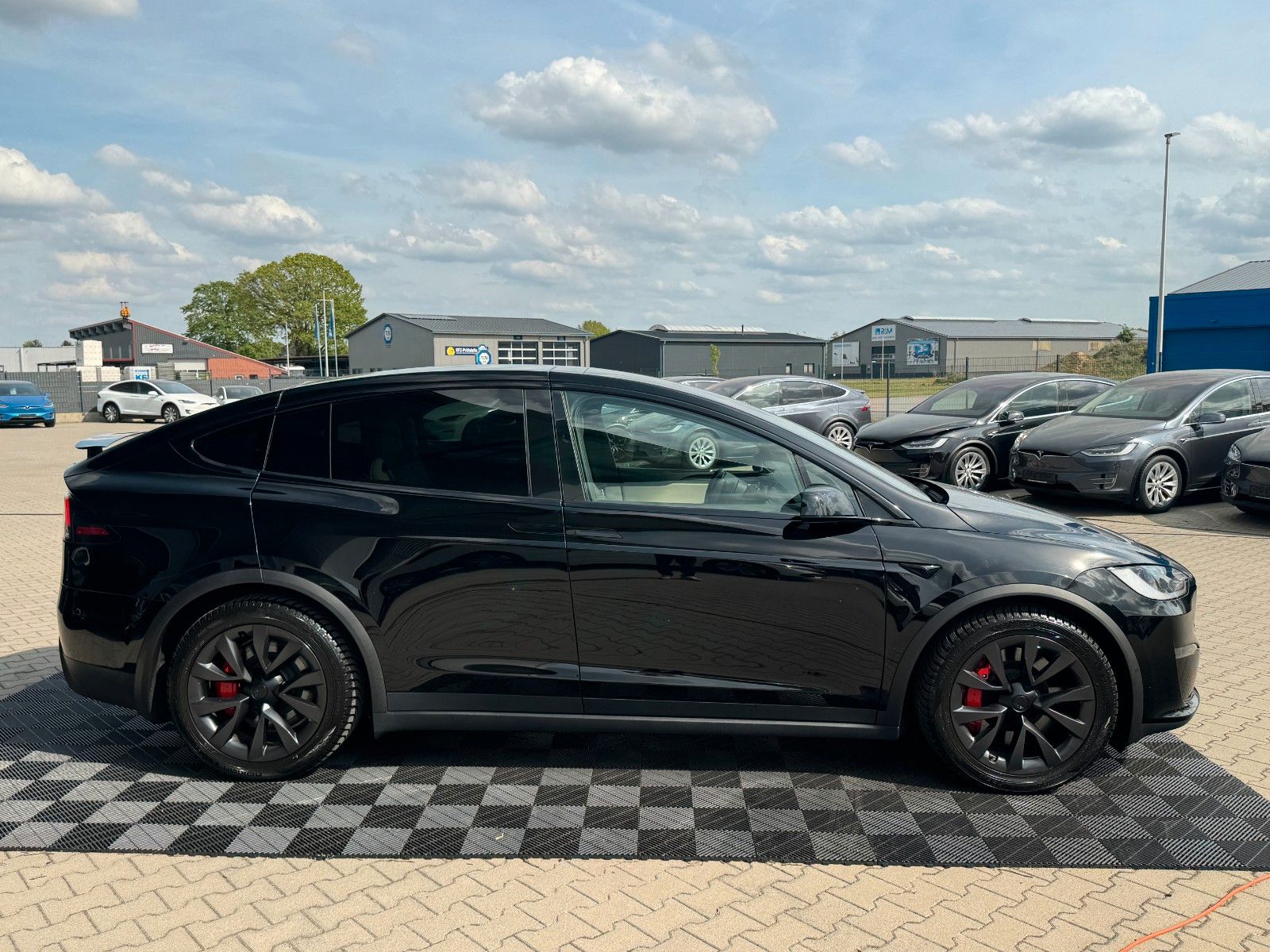 Tesla MODEL X PLAID | HARWARE 4 | 6SEAT | MATRIX LED