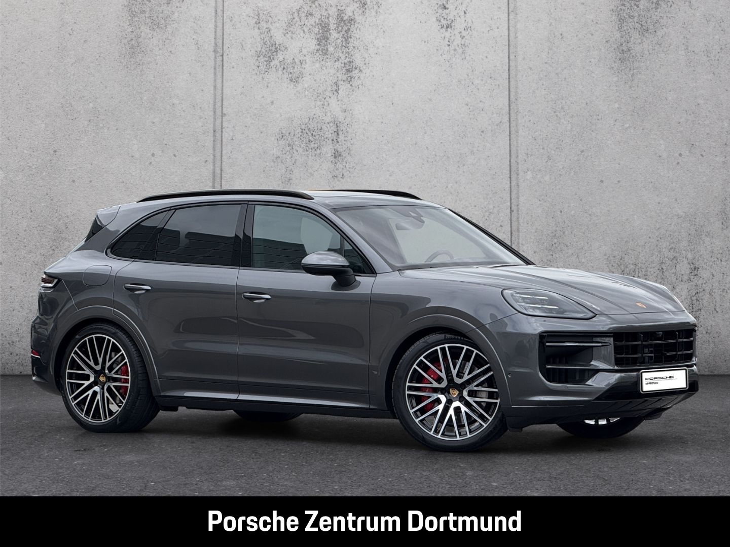Porsche Cayenne S BOSE InnoDrive Panoramadach LED-Matrix