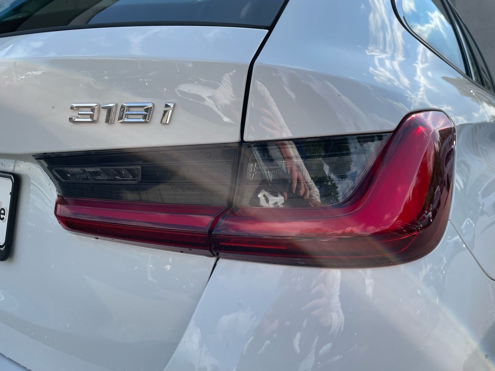 BMW 318i Tour || AHK Keyless ACC 360° FIN ab 1,99% !
