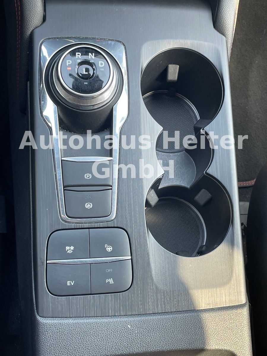 Ford Kuga PHEV ST-Line X - Samsaru's Car Outlet