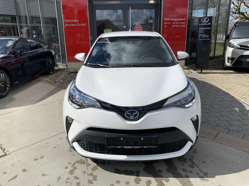 Toyota C-HR Hybrid Flow - Samsaru's Car Outlet