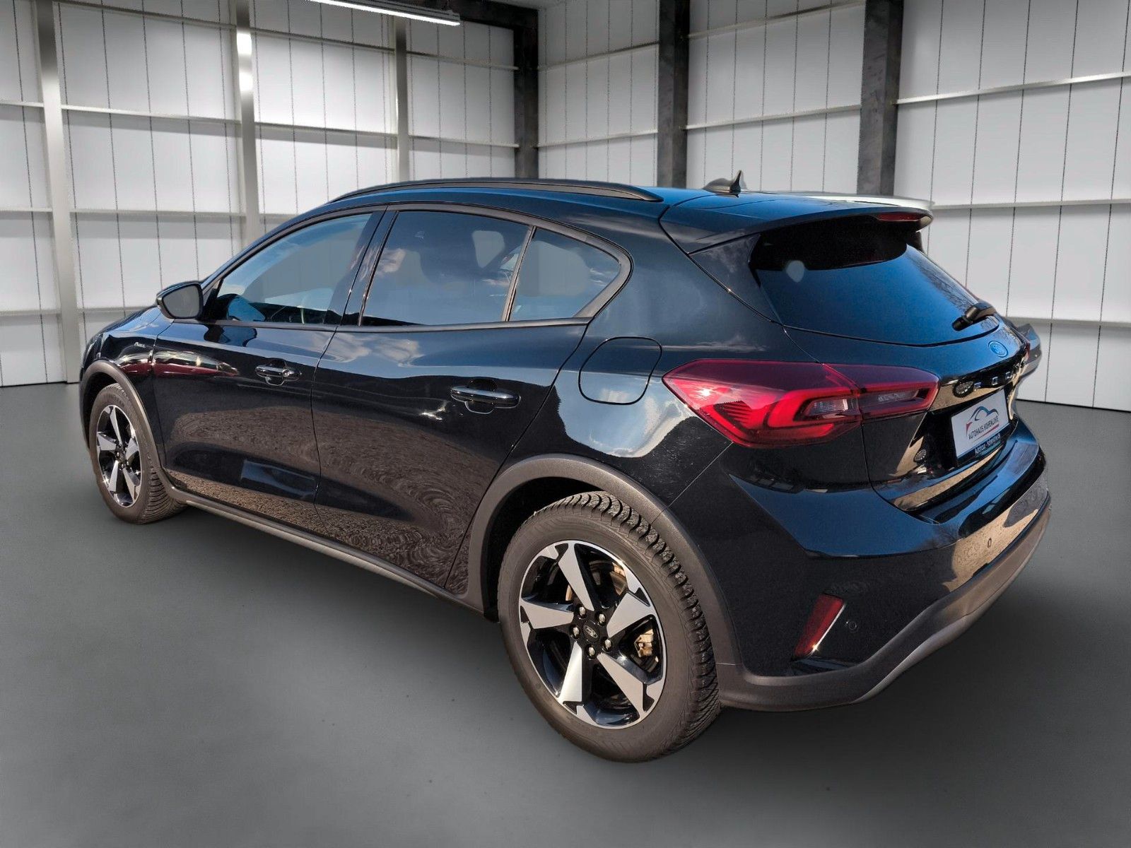 Ford Focus Lim. Active X NAVI LED ACC TOP ZUSTAND