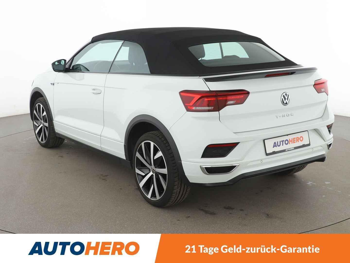 Volkswagen T-Roc 1.5 TSI ACT R-Line - Samsaru's Car Outlet