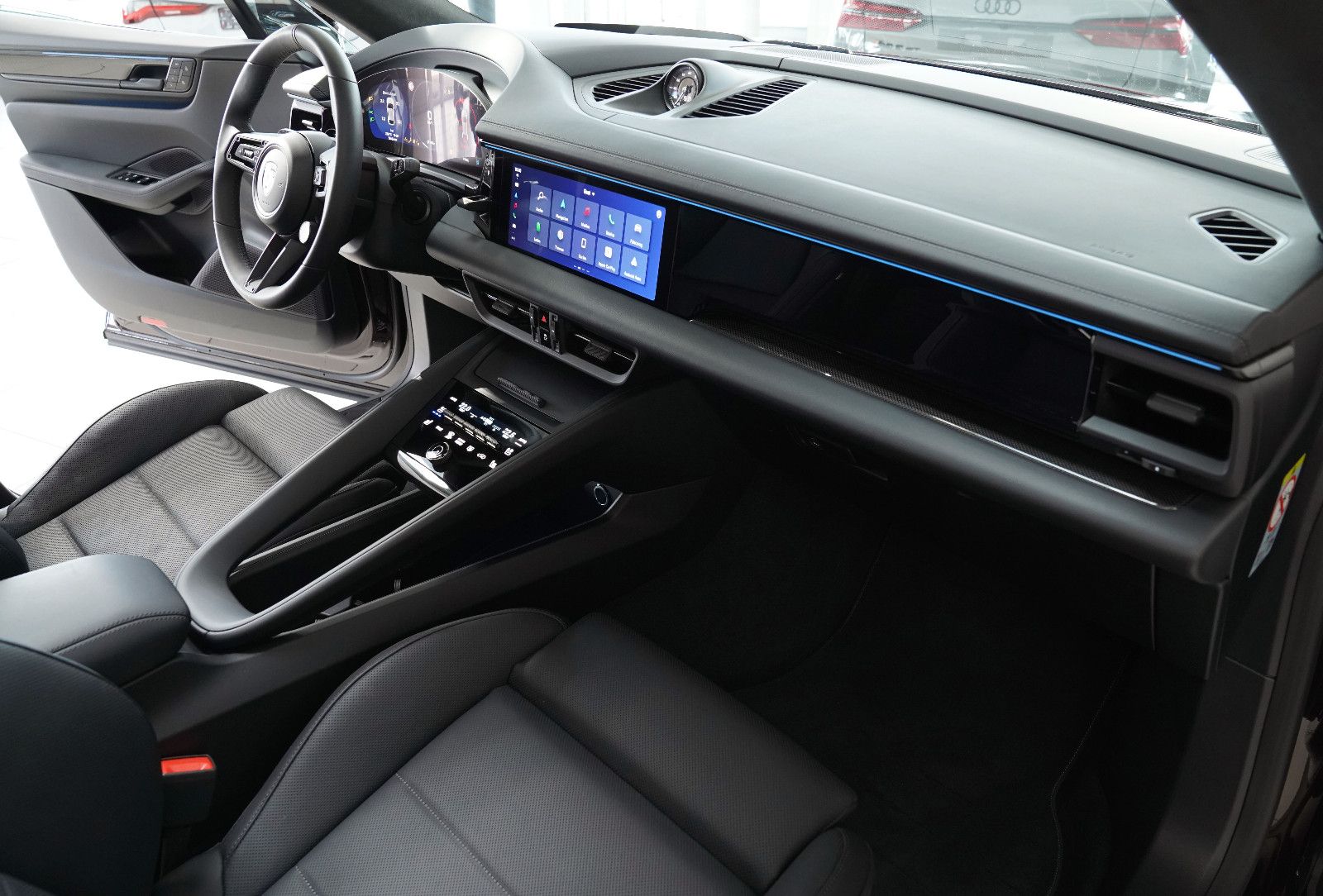 Porsche Macan Electric Turbo HUD Pano Chrono beluftung