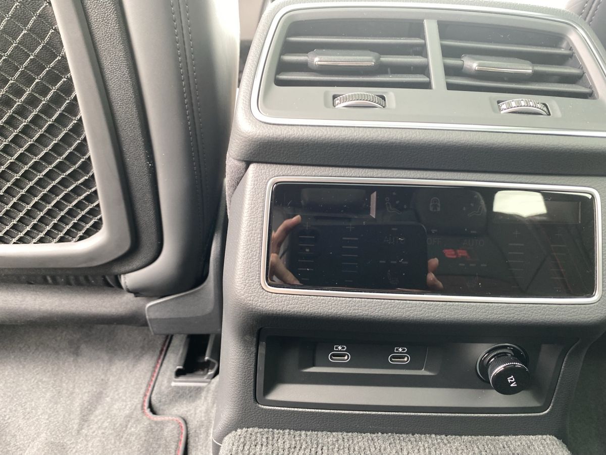 Audi RS 6 Avant performance Keramik Vmax305 StHz AHK